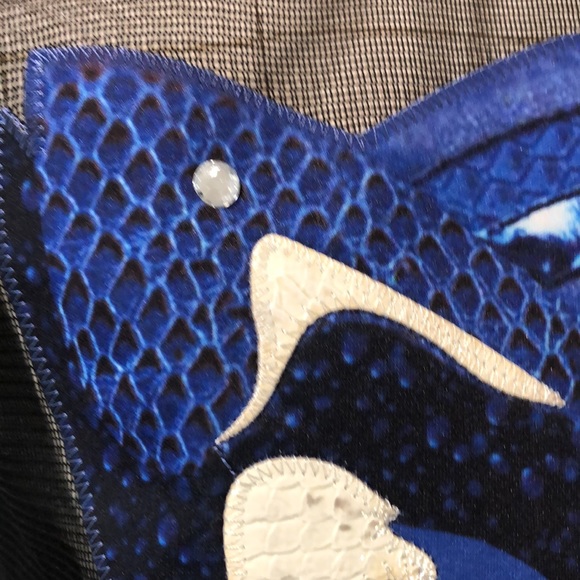 Sheer net boxy shark top - Picture 2 of 10